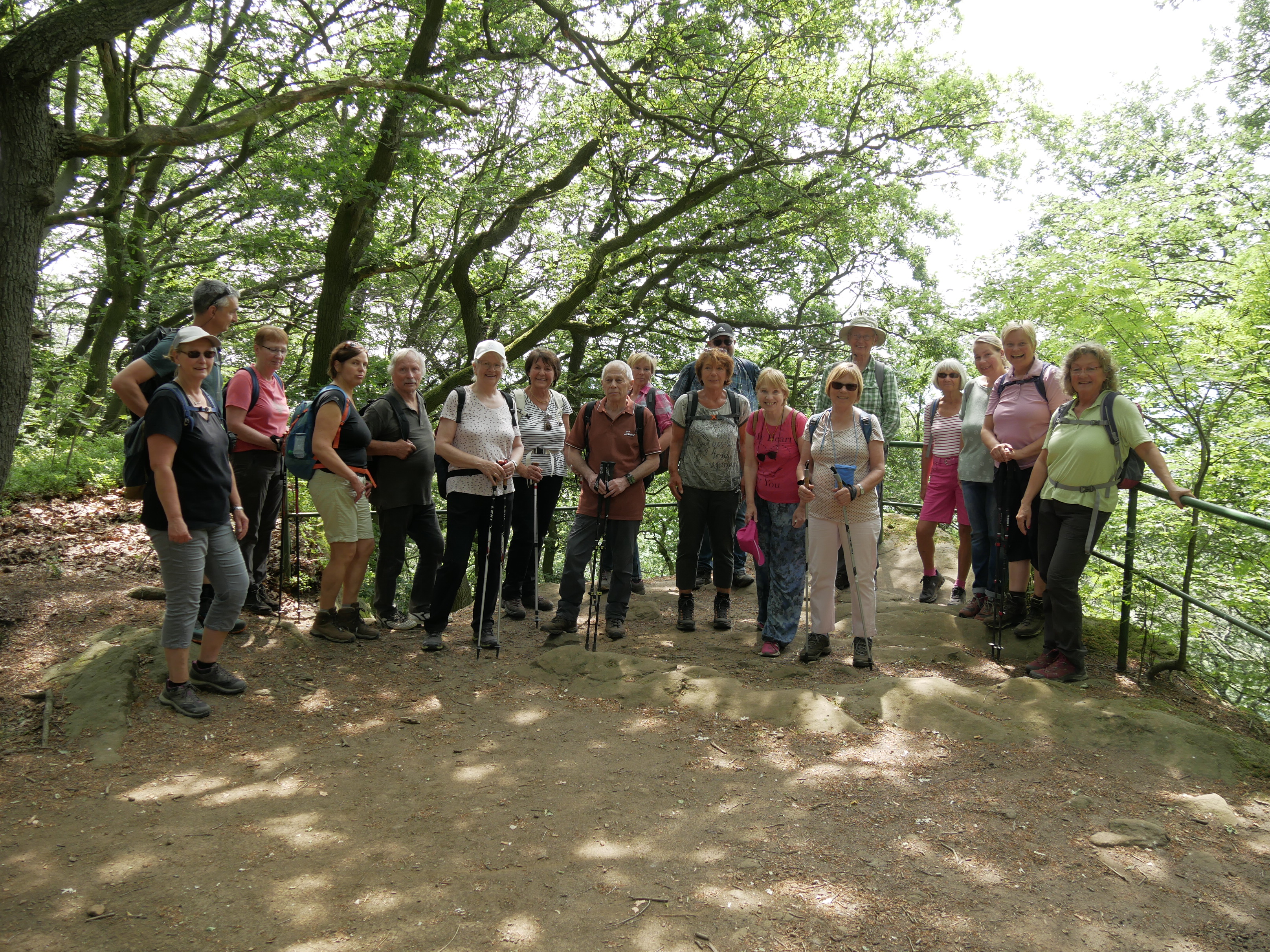 Bild "Aktuelles:_Wandern2023.JPG"